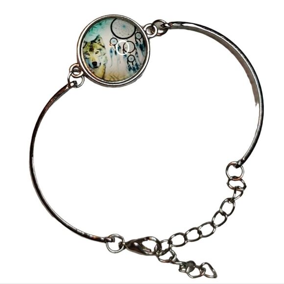 Native Wolf Pendant Bracelet - Picture 1 of 3